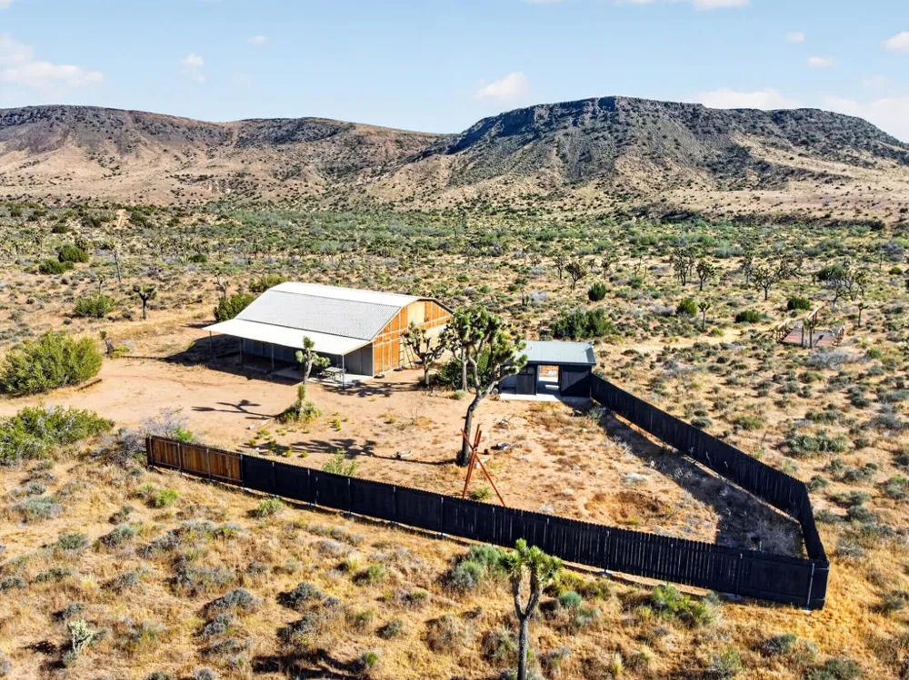 53105 Chia Trail Pioneertown, CA 92268
