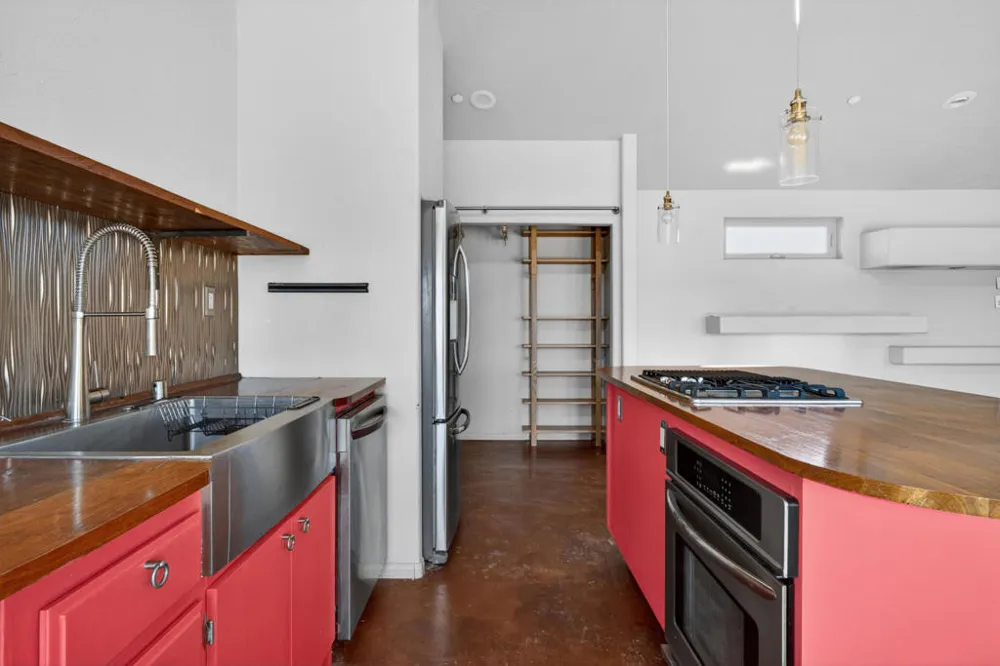 53105 Chia Trail Pioneertown, CA 92268