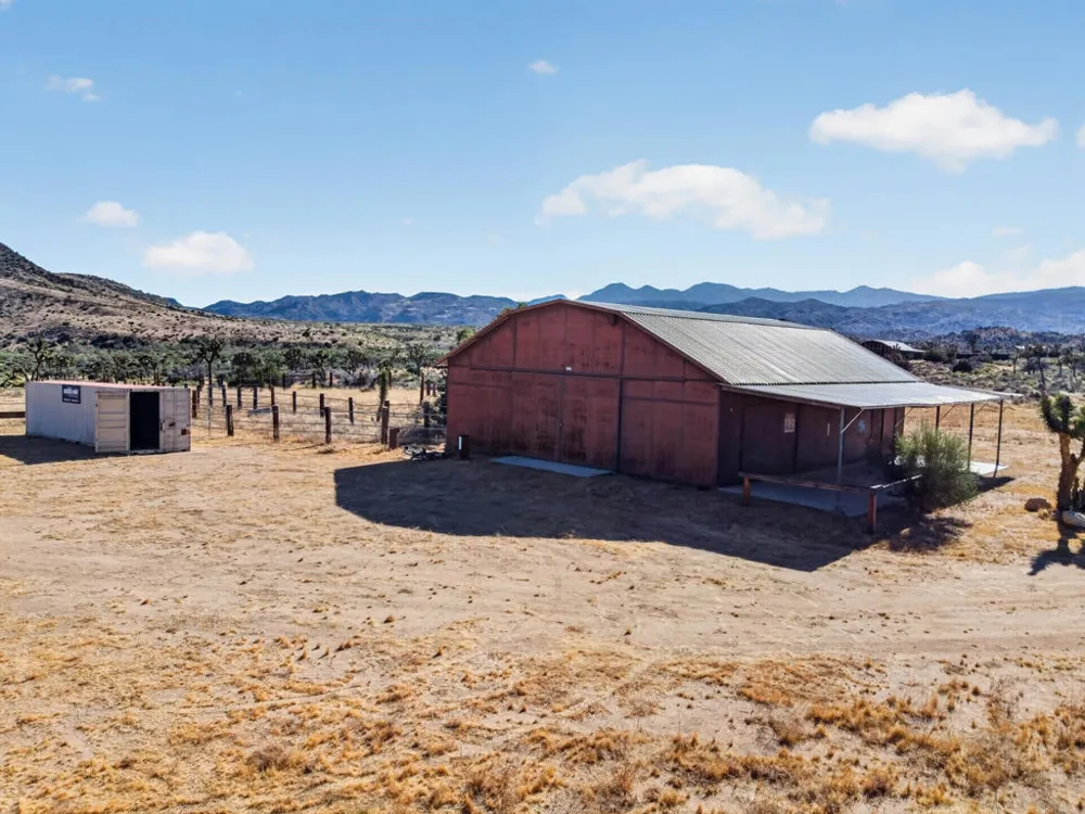53105 Chia Trail Pioneertown, CA 92268