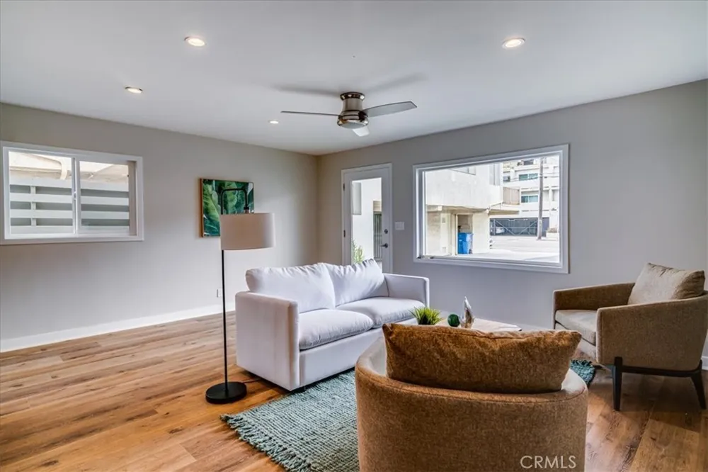 323 Culver Boulevard Playa del Rey, CA 90293