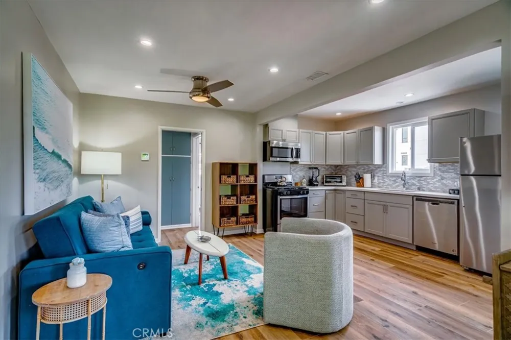 323 Culver Boulevard Playa del Rey, CA 90293