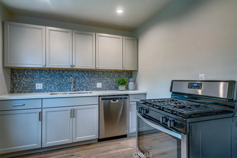 323 Culver Boulevard Playa del Rey, CA 90293