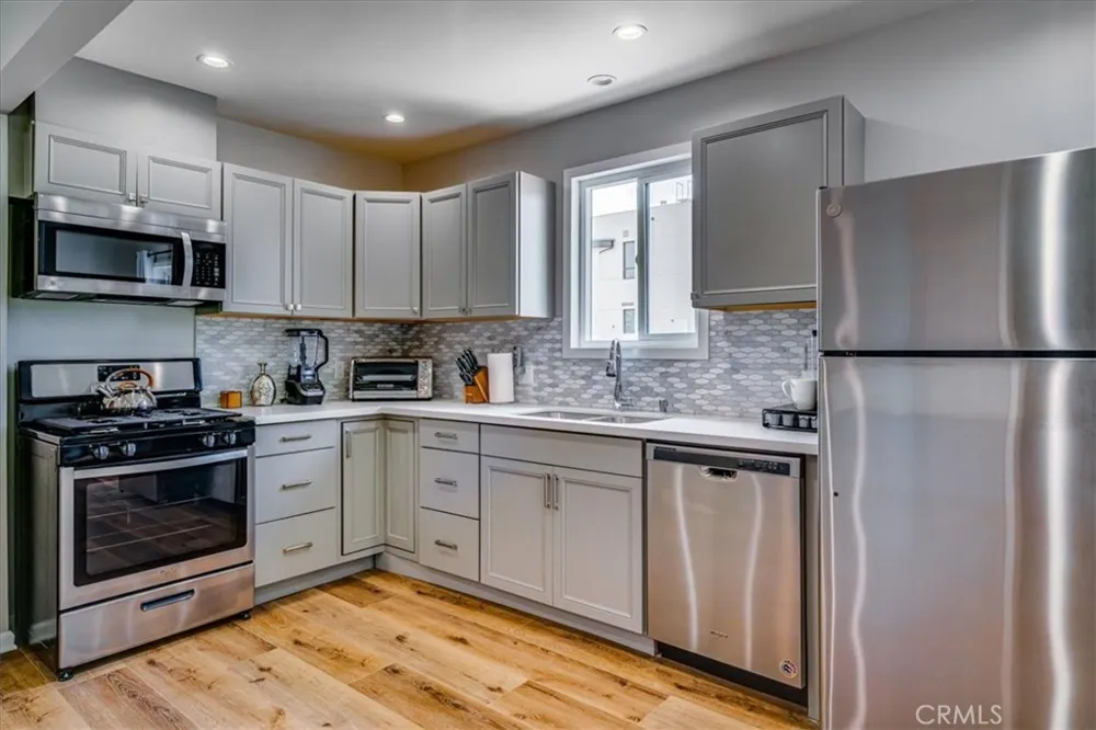 323 Culver Boulevard Playa del Rey, CA 90293
