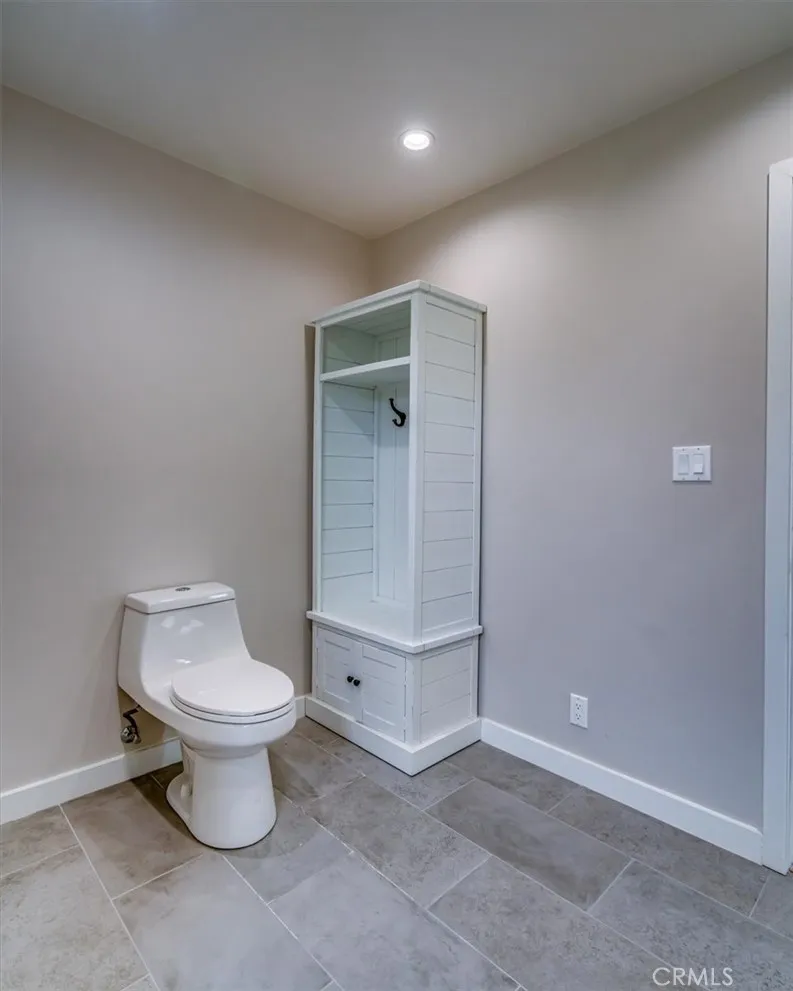 323 Culver Boulevard Playa del Rey, CA 90293