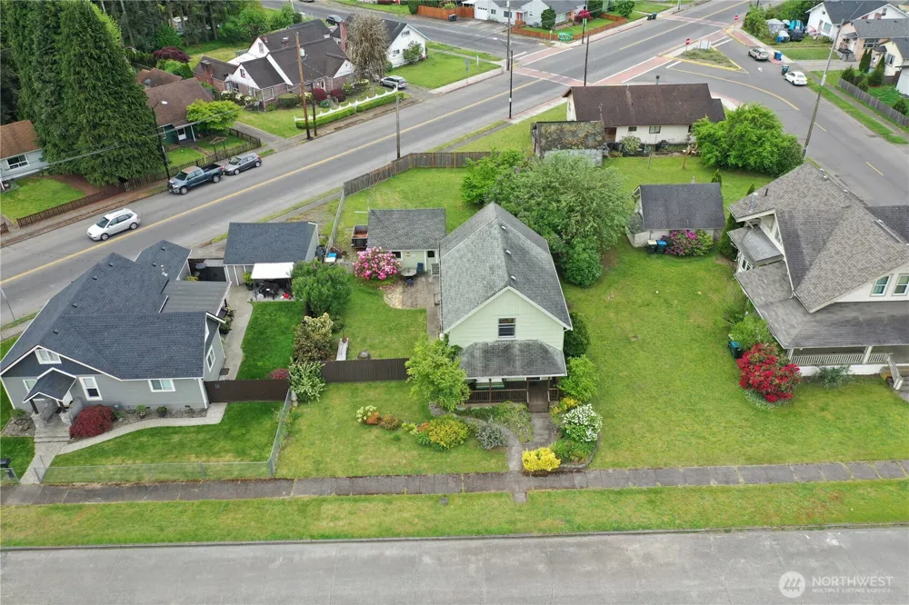 612 W Cherry Street Centralia, WA 98531