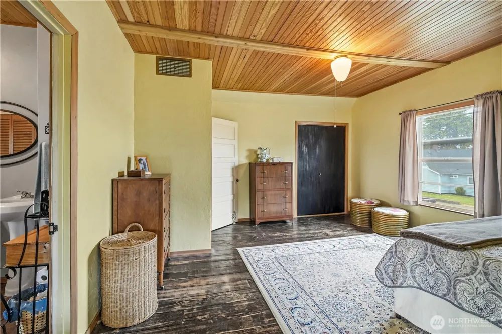 612 W Cherry Street Centralia, WA 98531