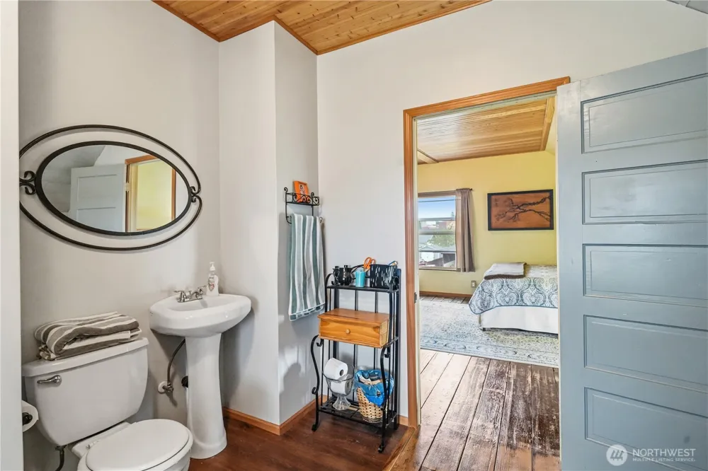 612 W Cherry Street Centralia, WA 98531