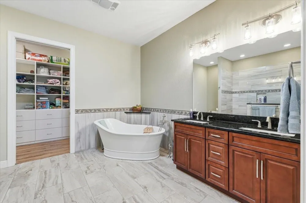 149 LAYNEWADE ROAD Polk City, FL 33868