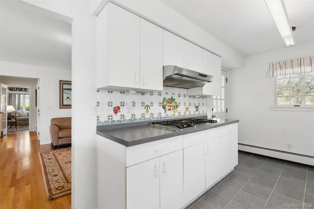 425 Briarwood Lane Cutchogue, NY 11935