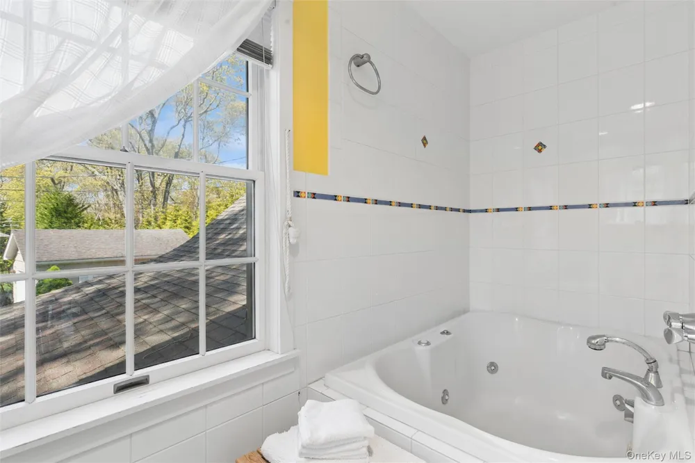 425 Briarwood Lane Cutchogue, NY 11935