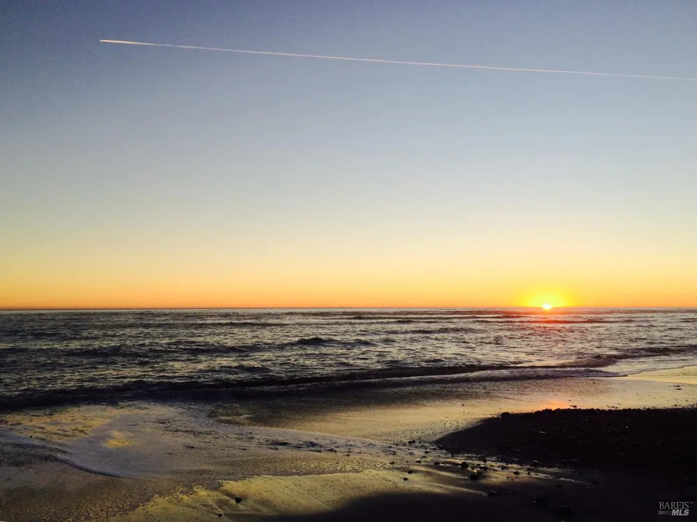 389 Ocean Parkway Bolinas, CA 94924
