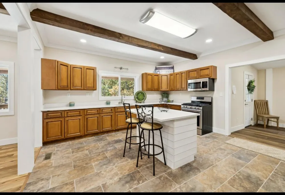 2000 Fredonia Dunlap, TN 37327