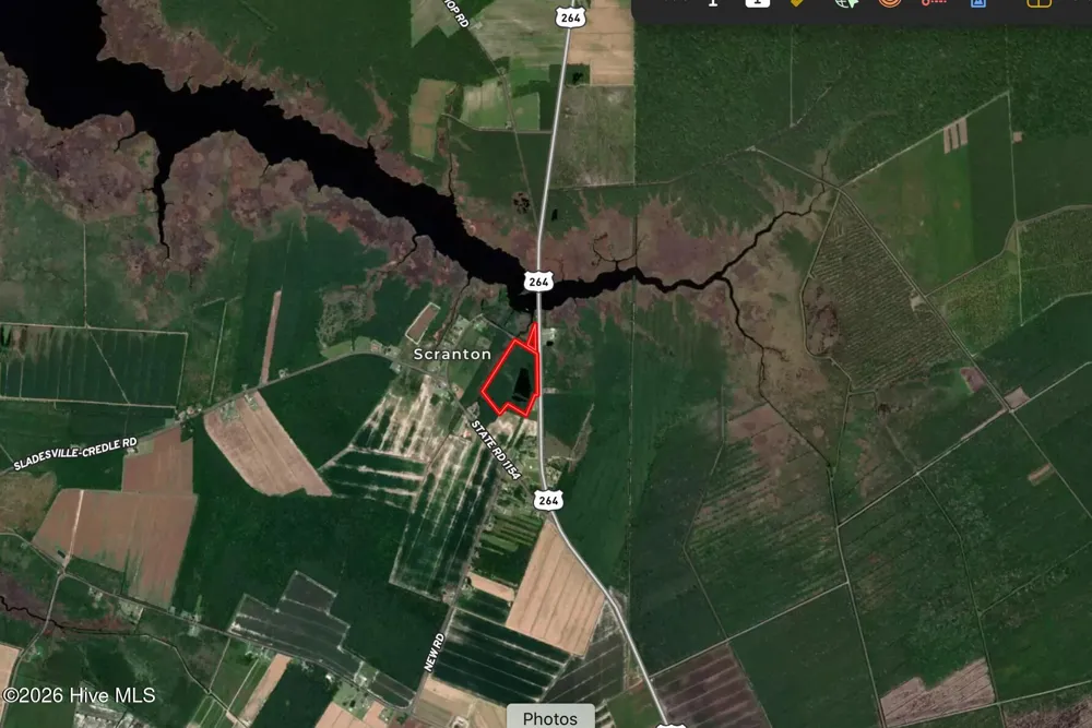 3926 Old Us Highway 264 Scranton, NC 27875