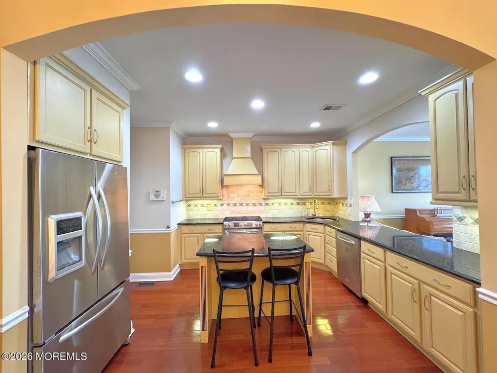 68 S Shore Drive #21 South Amboy, NJ 08879
