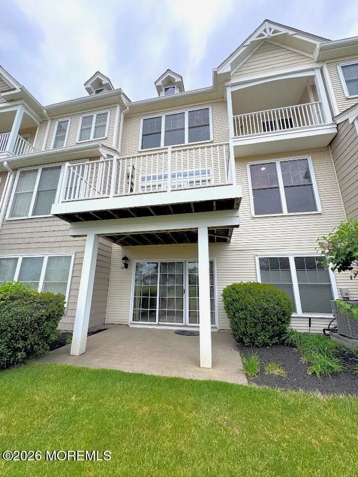 68 S Shore Drive #21 South Amboy, NJ 08879