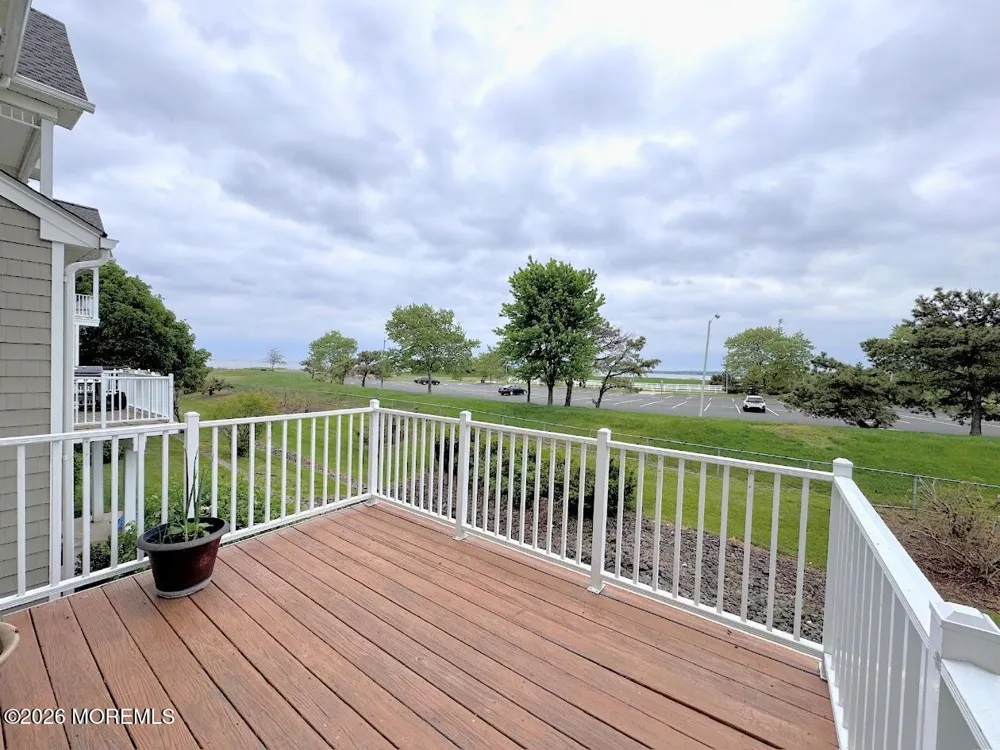 68 S Shore Drive #21 South Amboy, NJ 08879