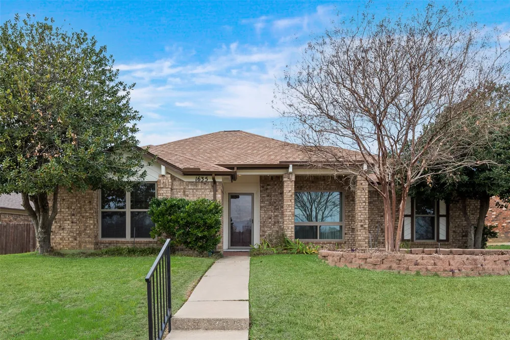 1635 Cemetery Hill Road Carrollton, TX 75007