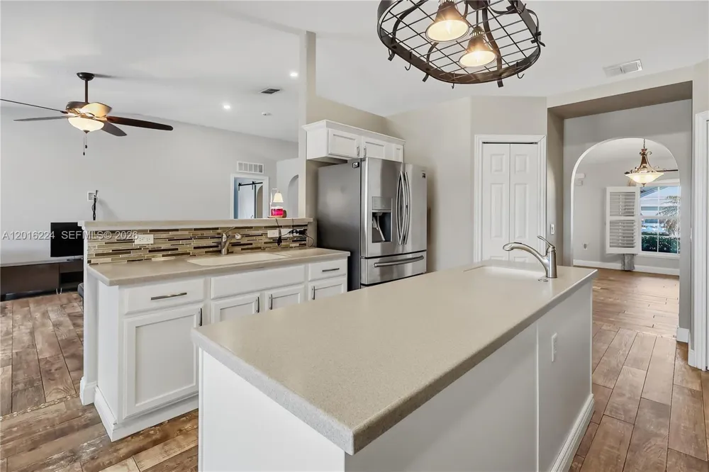 4738 Ashley Lake Cir Vero Beach, FL 32967