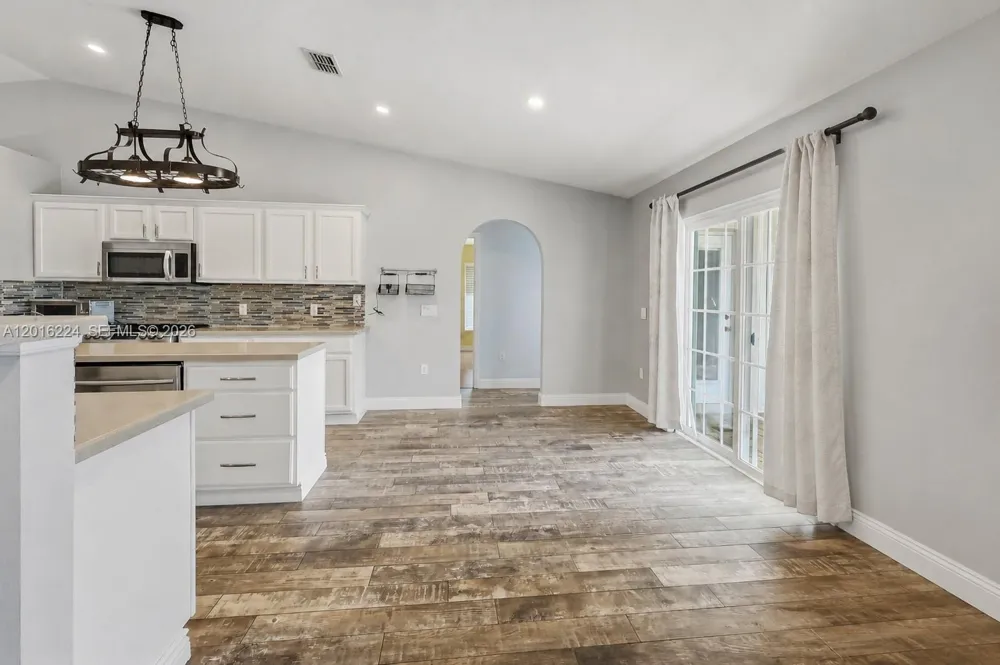 4738 Ashley Lake Cir Vero Beach, FL 32967