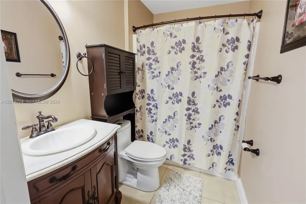 4738 Ashley Lake Cir Vero Beach, FL 32967