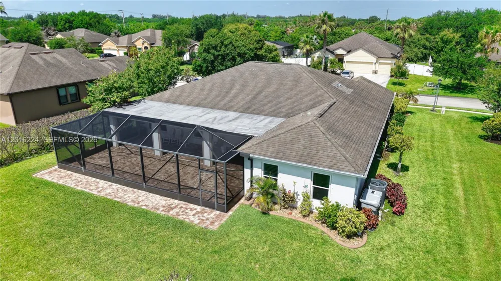 4738 Ashley Lake Cir Vero Beach, FL 32967