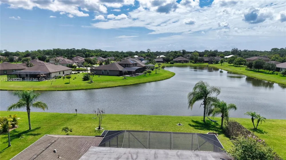 4738 Ashley Lake Cir Vero Beach, FL 32967