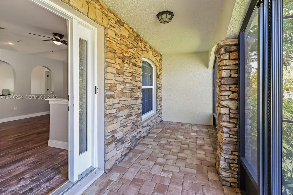 4738 Ashley Lake Cir Vero Beach, FL 32967