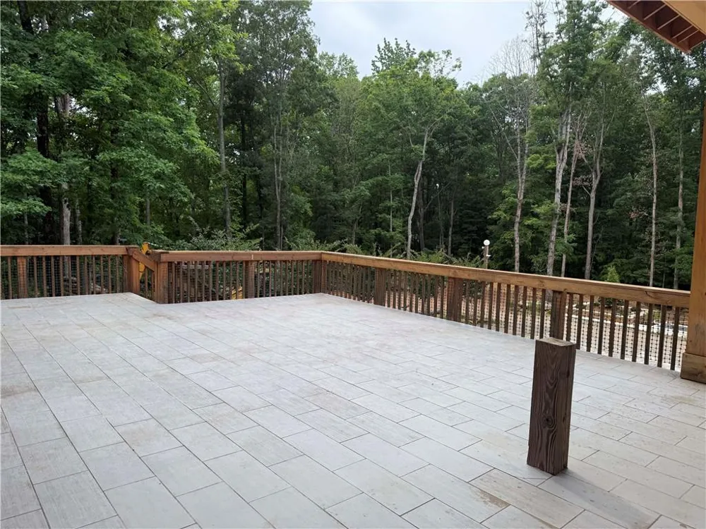 2426 E Maddox Road Buford, GA 30519