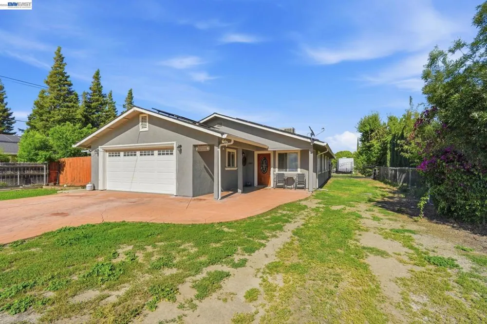10378 S Priest French Camp, CA 95231