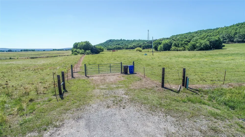 30551 S Hwy 2 Kinta, OK 74552