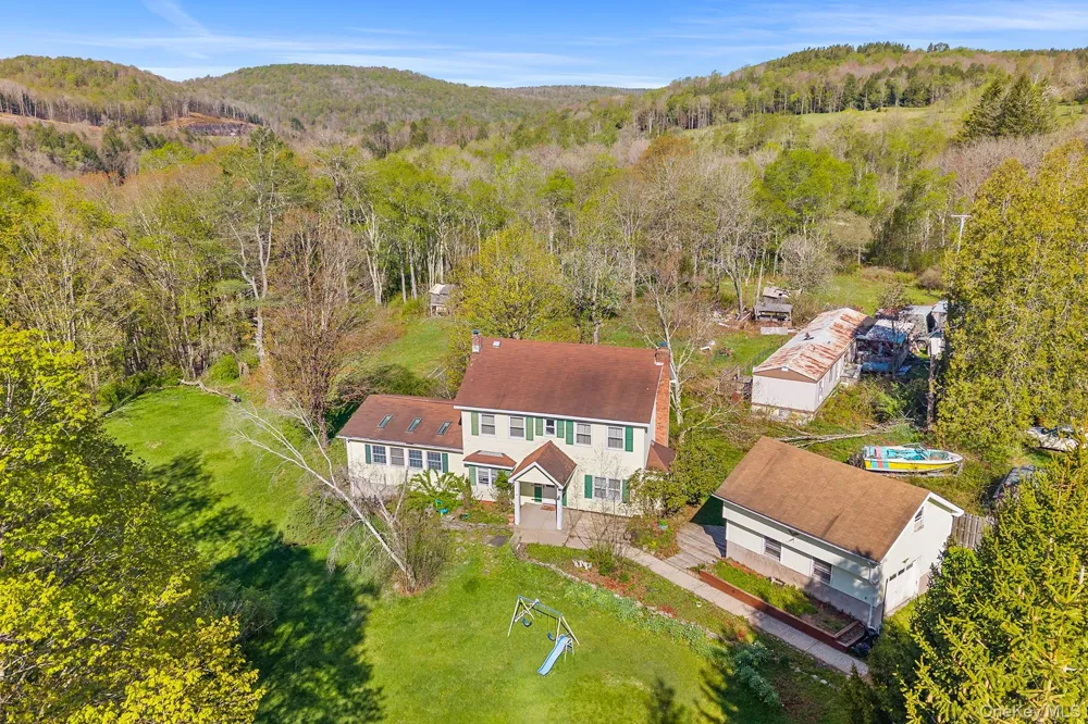 43 Taylor Road Parksville, NY 12768