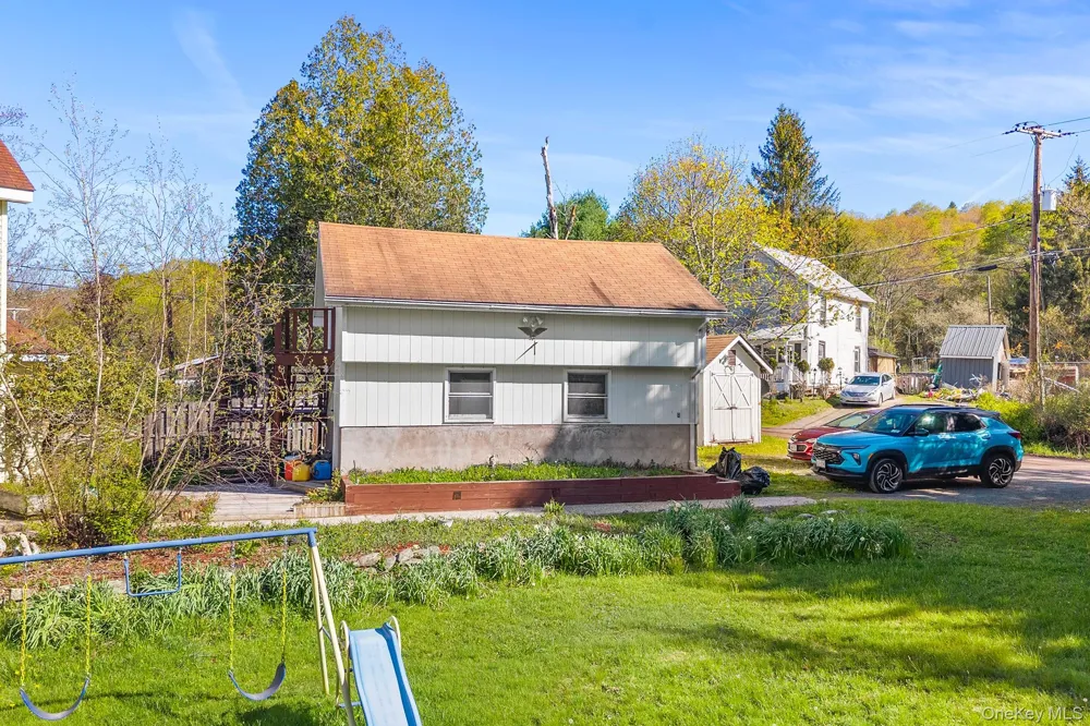43 Taylor Road Parksville, NY 12768