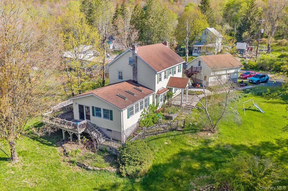 43 Taylor Road Parksville, NY 12768