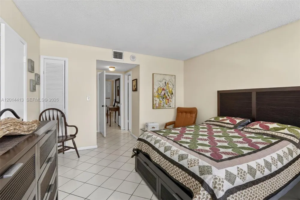 1817 S Ocean Dr #225 Hallandale Beach, FL 33009