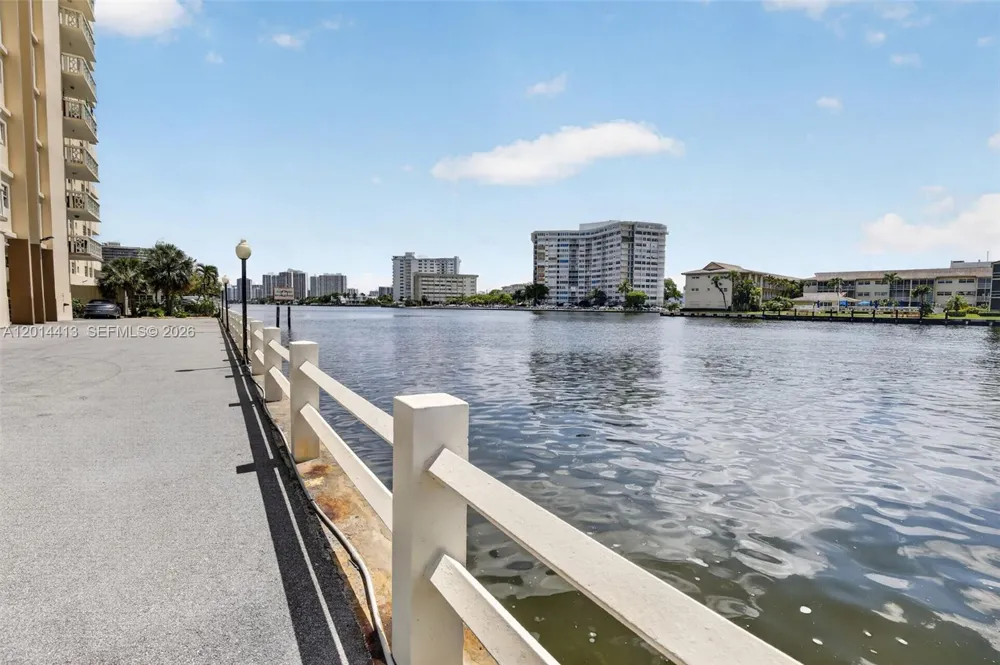 1817 S Ocean Dr #225 Hallandale Beach, FL 33009