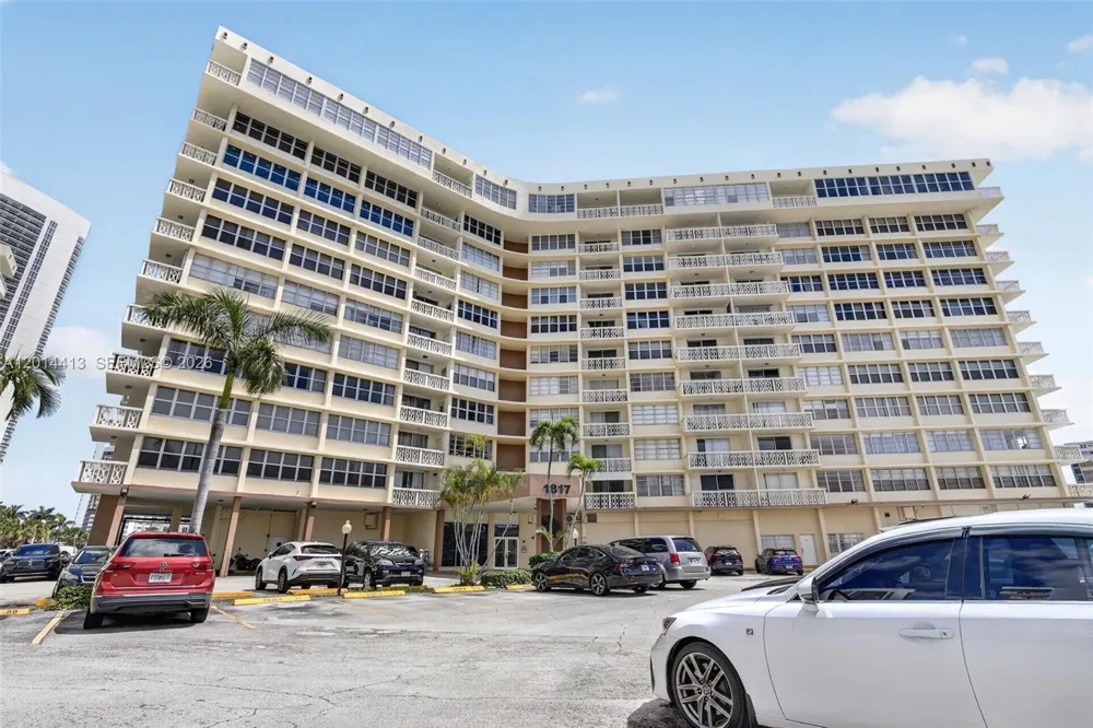 1817 S Ocean Dr #225 Hallandale Beach, FL 33009