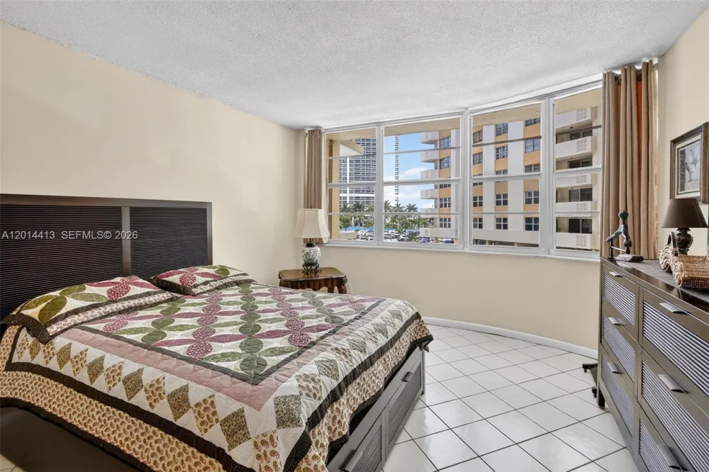 1817 S Ocean Dr #225 Hallandale Beach, FL 33009