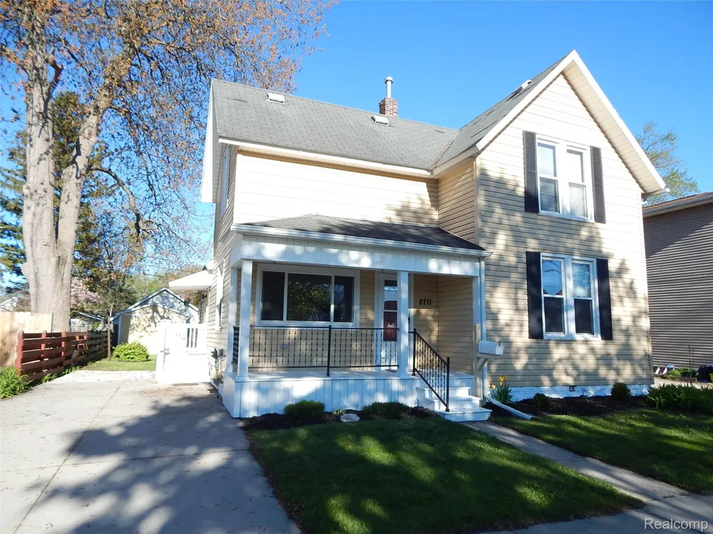 2711 Cherry Street Port Huron City, MI 48060