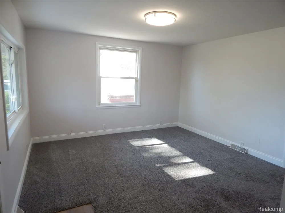 2711 Cherry Street Port Huron City, MI 48060