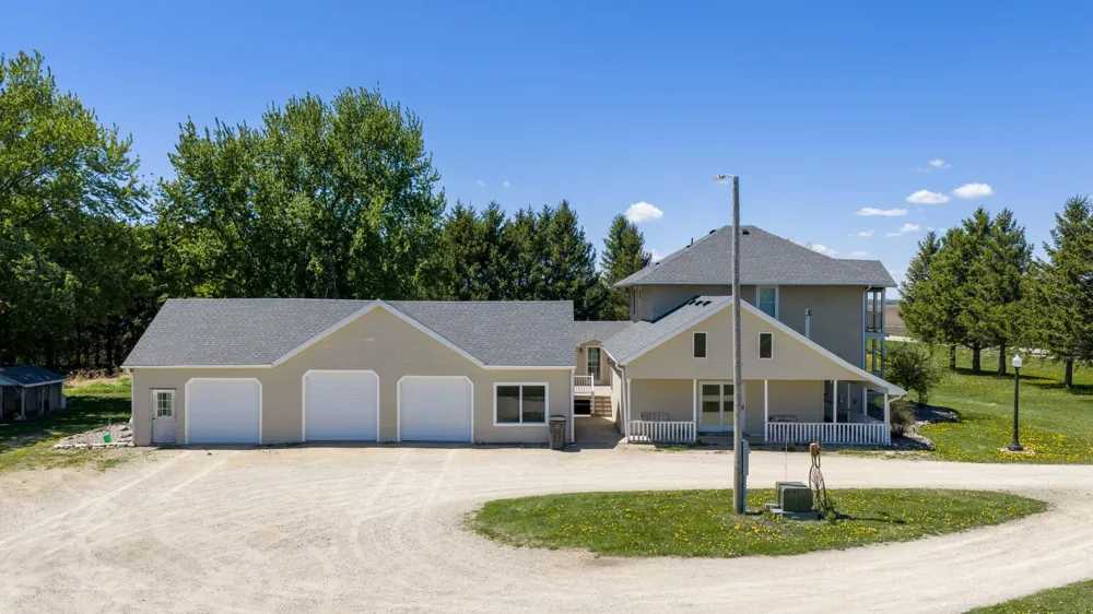 62773 170th Street Rose Creek, MN 55970