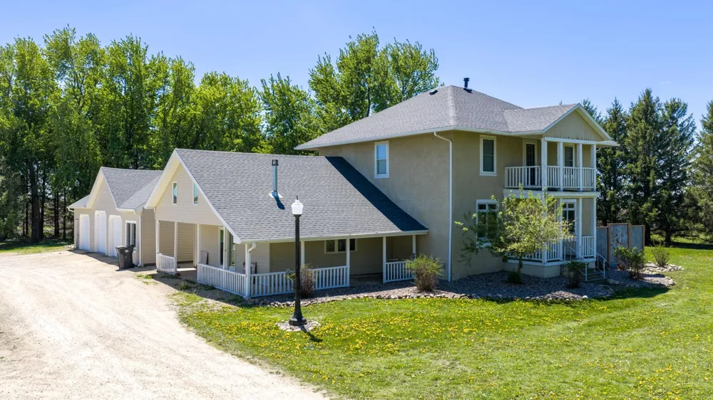 62773 170th Street Rose Creek, MN 55970