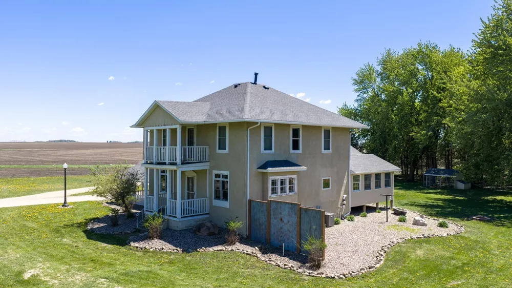 62773 170th Street Rose Creek, MN 55970