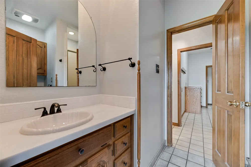 1040 County Road 3505 Quinlan, TX 75474