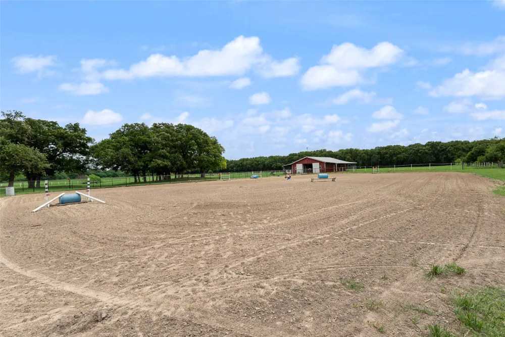1040 County Road 3505 Quinlan, TX 75474