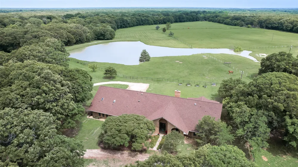 1040 County Road 3505 Quinlan, TX 75474
