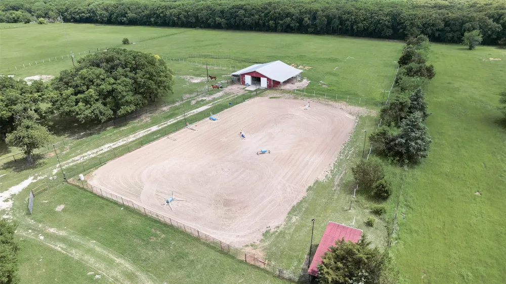 1040 County Road 3505 Quinlan, TX 75474