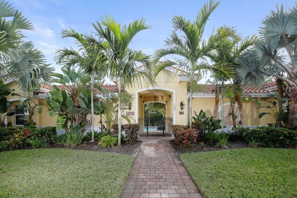 4219 FRONTIER WAY #105 Osprey, FL 34229