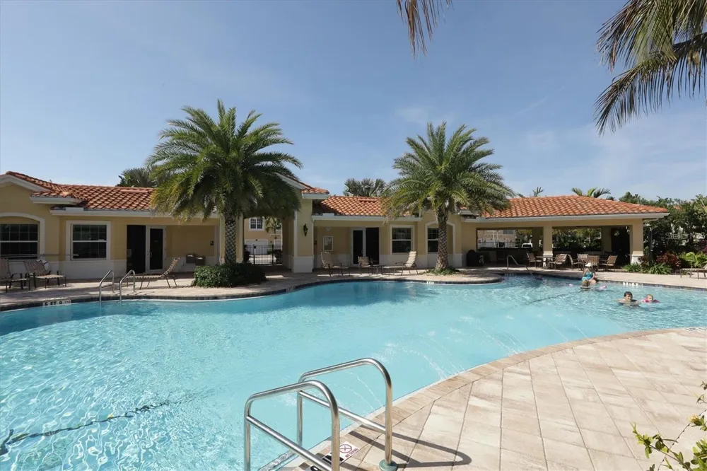 4219 FRONTIER WAY #105 Osprey, FL 34229