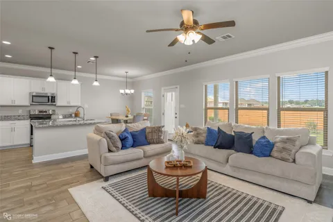 107 Vienne Trace