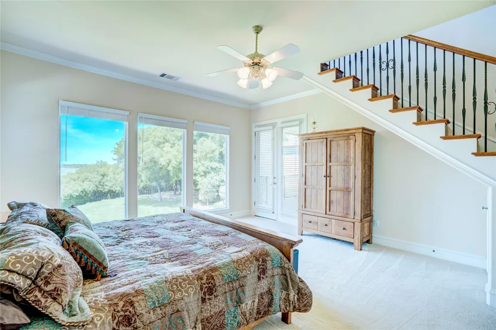 1132 Mallard Pointe Drive Grand Prairie, TX 75104
